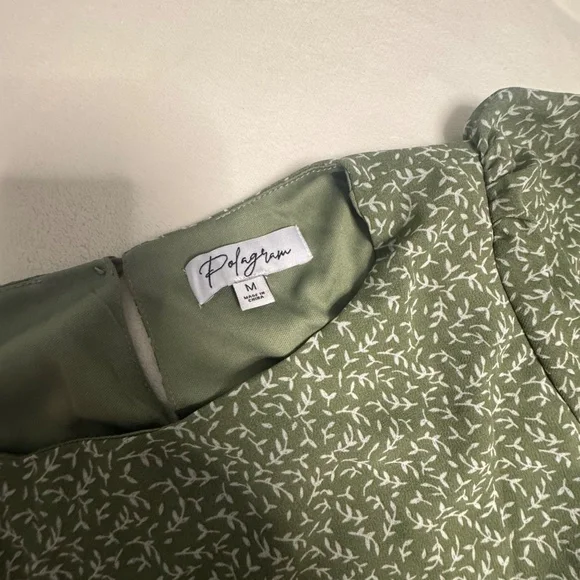 Light Olive Leaf Print Pleated Maternity Midi Dress - Picture 4 of 6